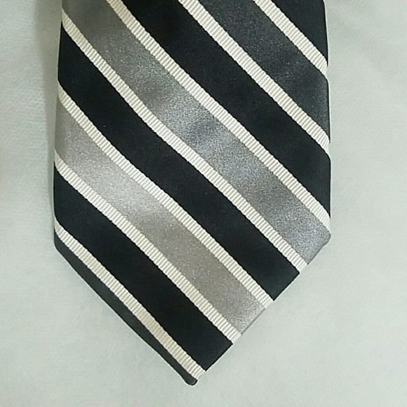 Men's Barney's New York Tie - Picture 2 of 6